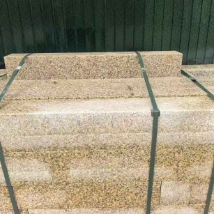 乌鲁木齐 黄金麻花岗岩石材机切面栏杆料半成品