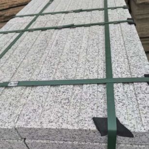 乌鲁木齐 白麻花岗岩直行盲道石，盲条，地铺石