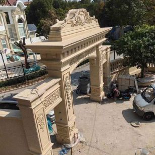 乌鲁木齐 黄金麻荔枝面花岗岩别墅门楼