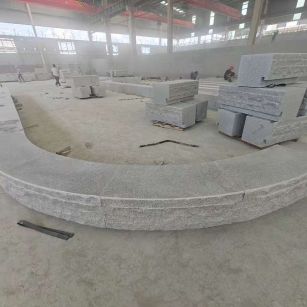 乌鲁木齐 芝麻白异形坐凳，自然面光面弧形加工