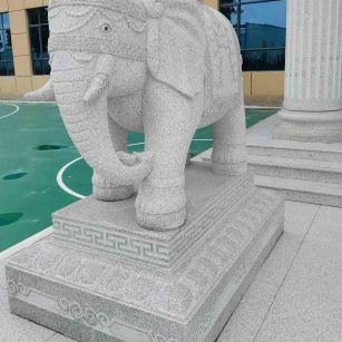 乌鲁木齐 白麻花岗岩动物异形石雕-大象