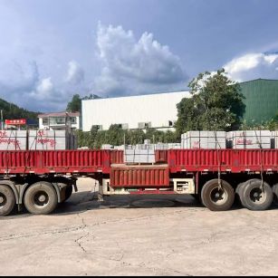 乌鲁木齐 芝麻灰花岗岩地铺石出货日常