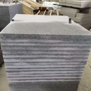 乌鲁木齐 芝麻白5公分火烧地铺成品，900*400，规格可定制