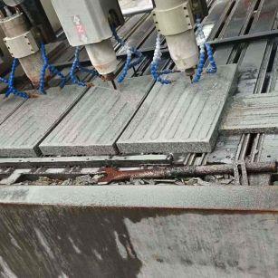 乌鲁木齐 芝麻白花岗岩荔枝面盲道雕刻