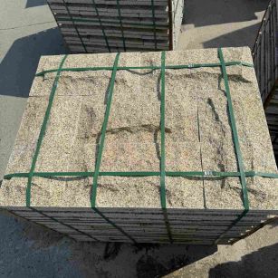 乌鲁木齐 黄金麻花岗岩石材自然面蘑菇石成品