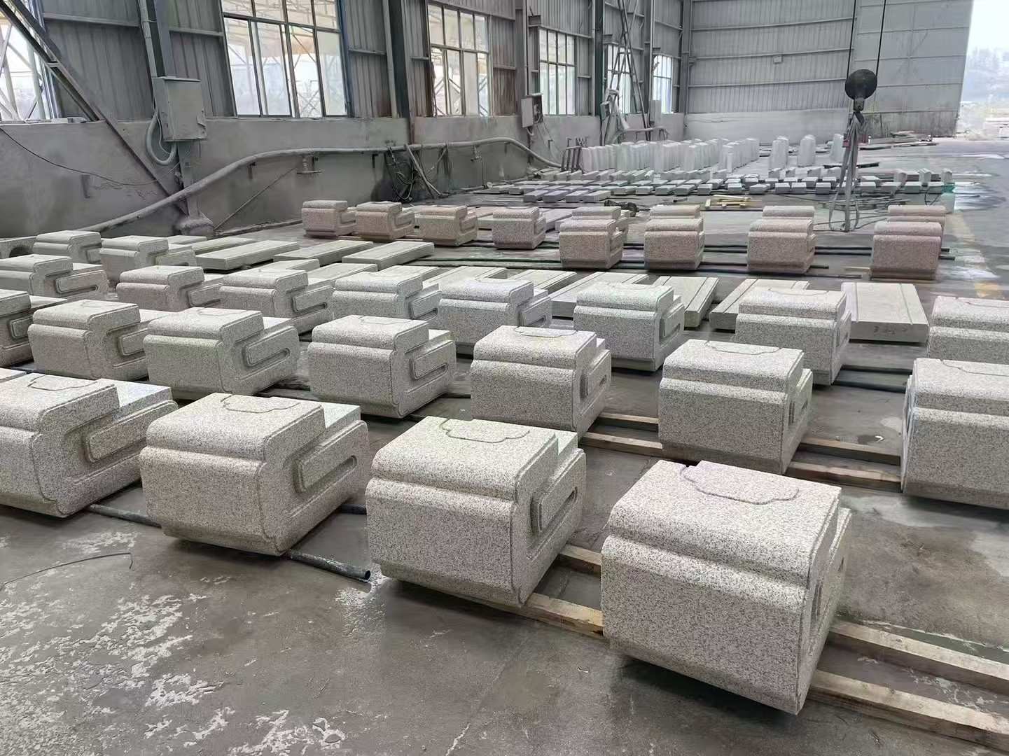 乌鲁木齐 白麻花岗岩异形加工-石凳，坐凳