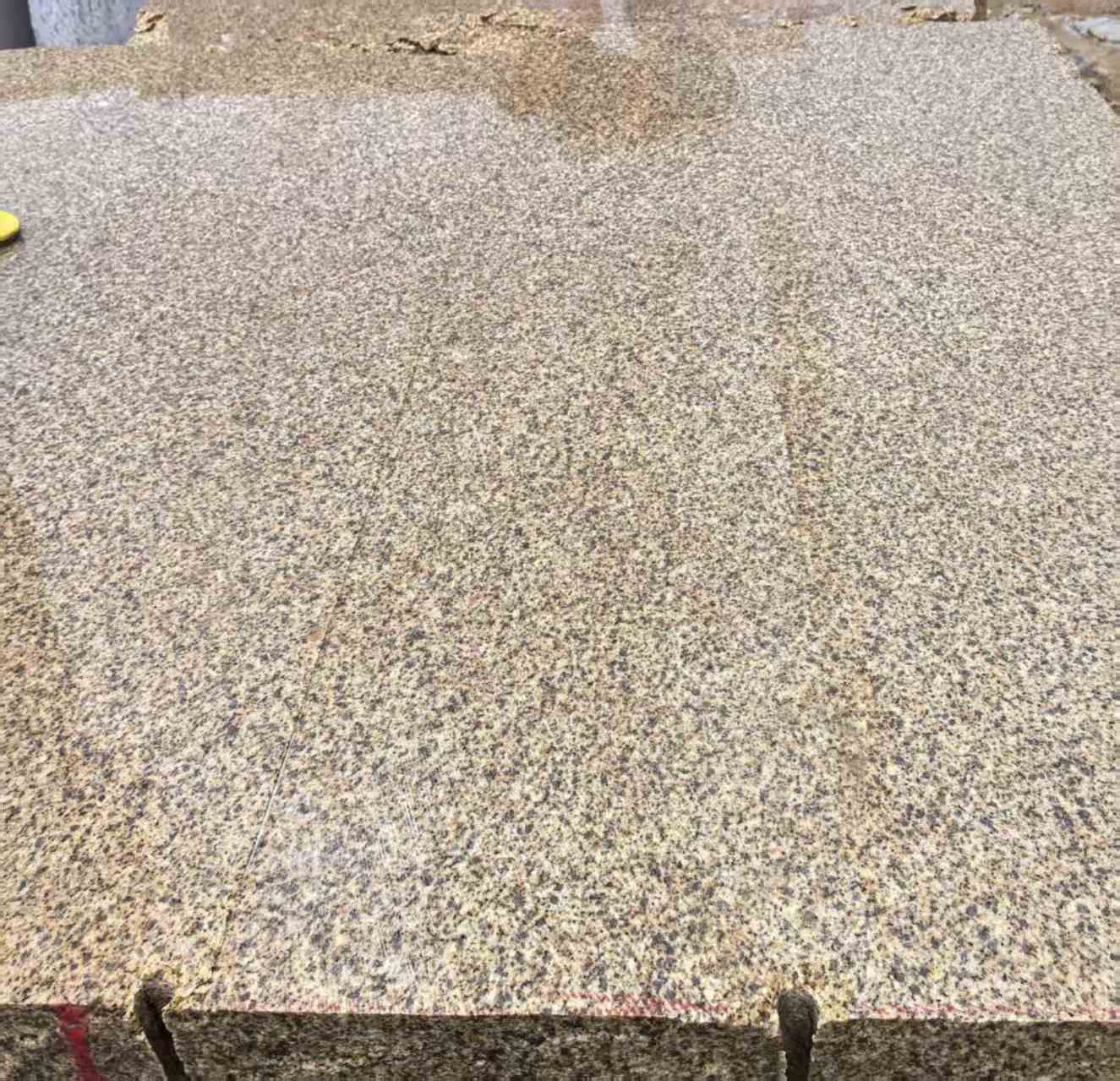 乌鲁木齐 黄金麻花岗岩石材方料