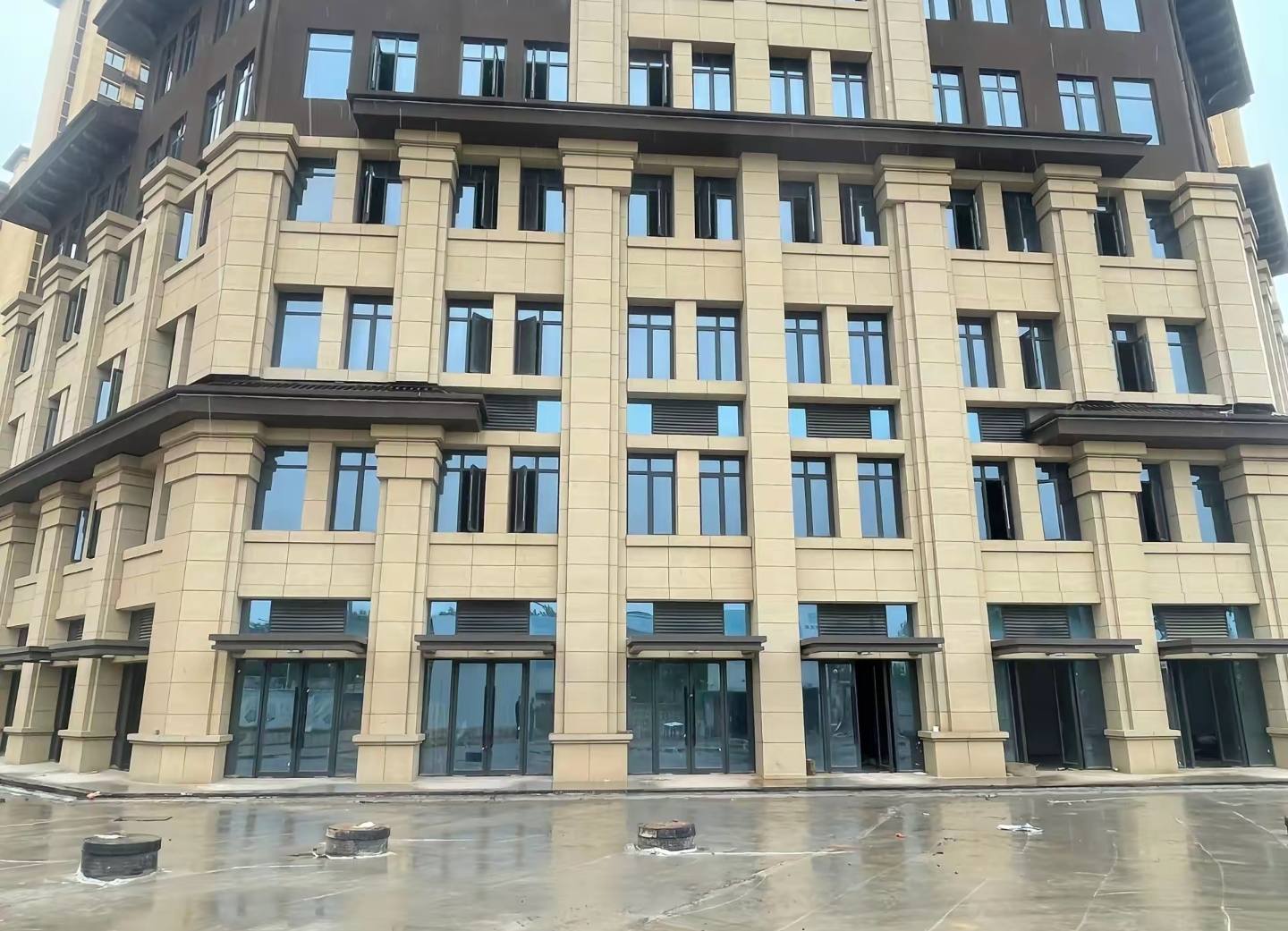 乌鲁木齐 黄金麻花岗岩荔枝面小区外墙干挂