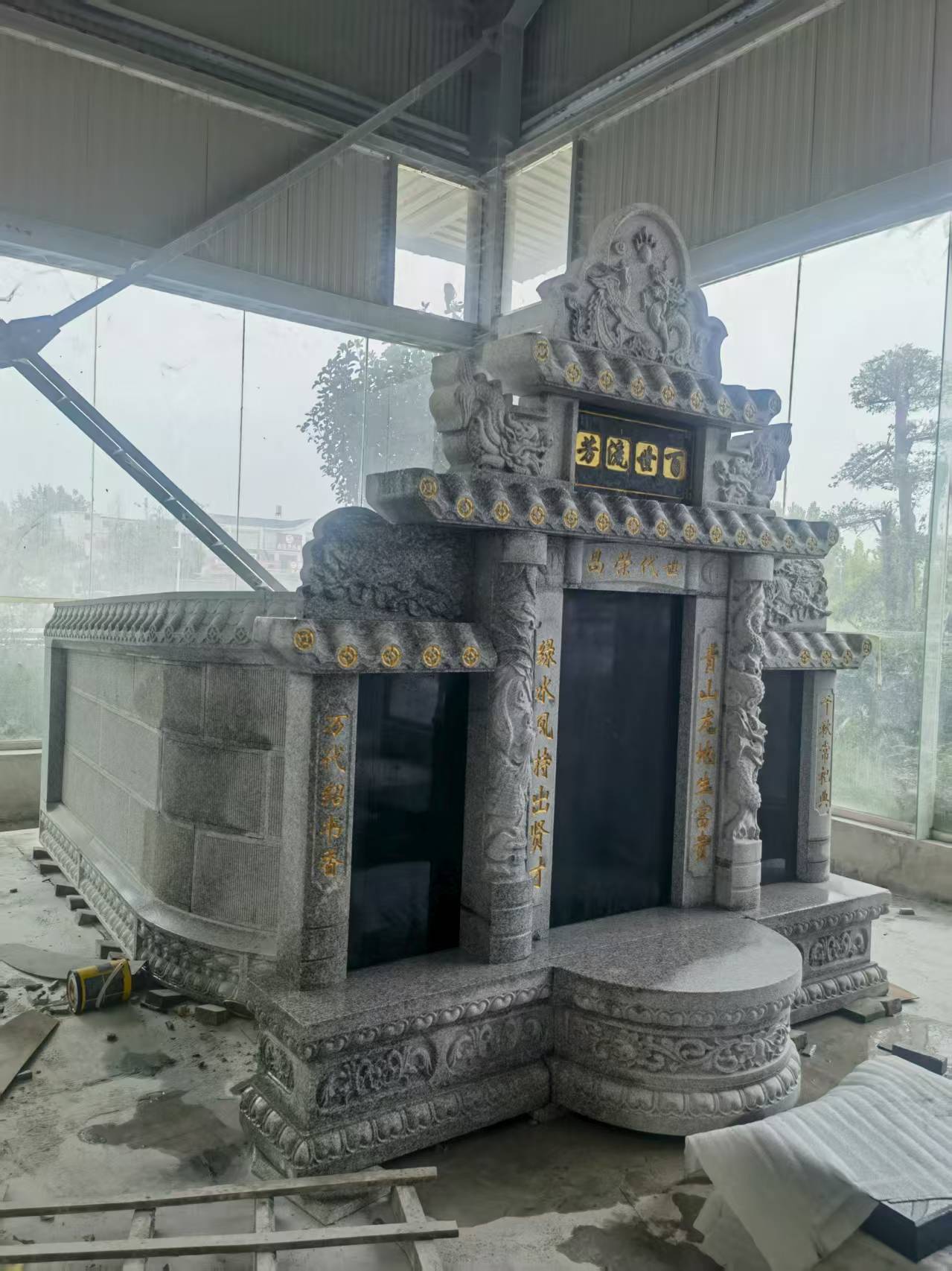 乌鲁木齐 芝麻白墓碑效果展示图