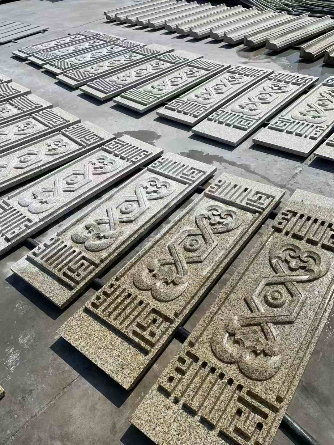 乌鲁木齐 黄金麻花岗岩外墙雕刻板