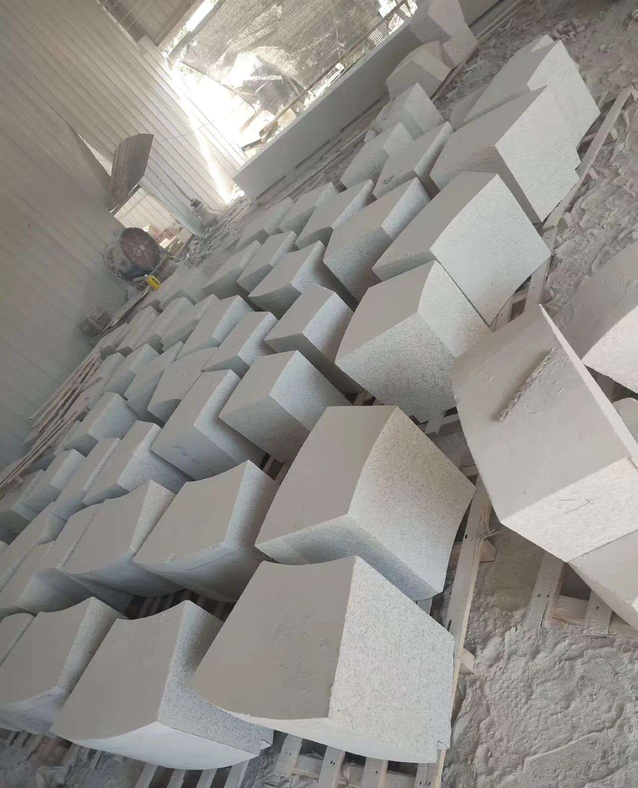 乌鲁木齐 白麻花岗岩异形坐凳